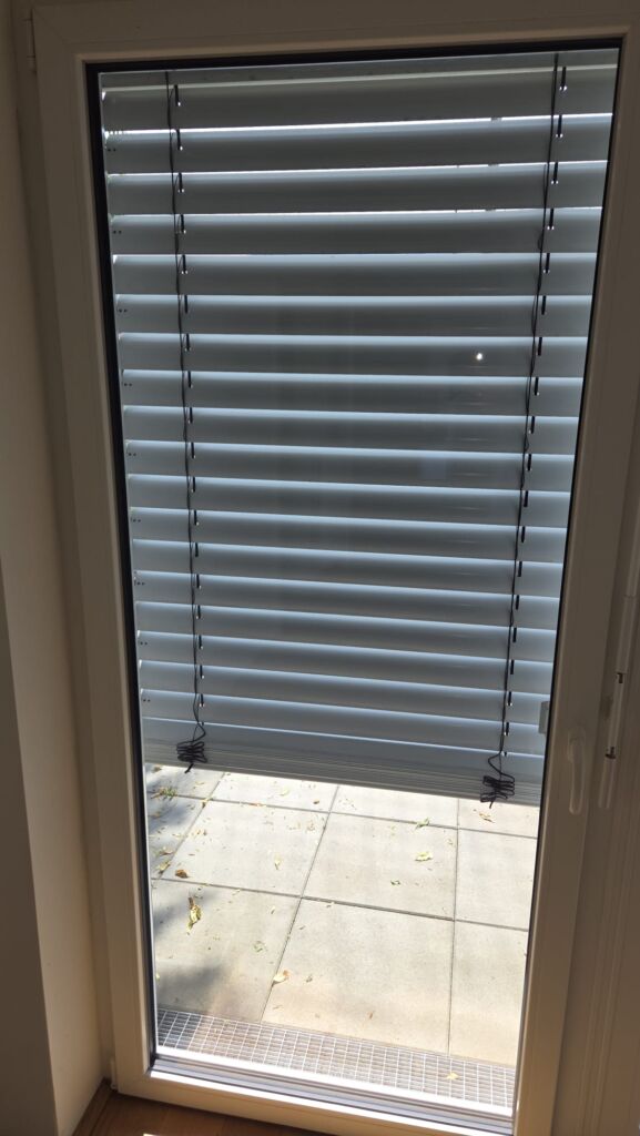 Sonnenschutz, Fensterläden oder Beschattung aus einem Projekt der Tischlerei Schiffner